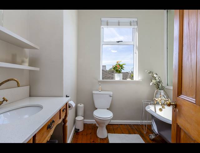 3 BEDROOM TOWNHOUSE TO LET IN GARDENS